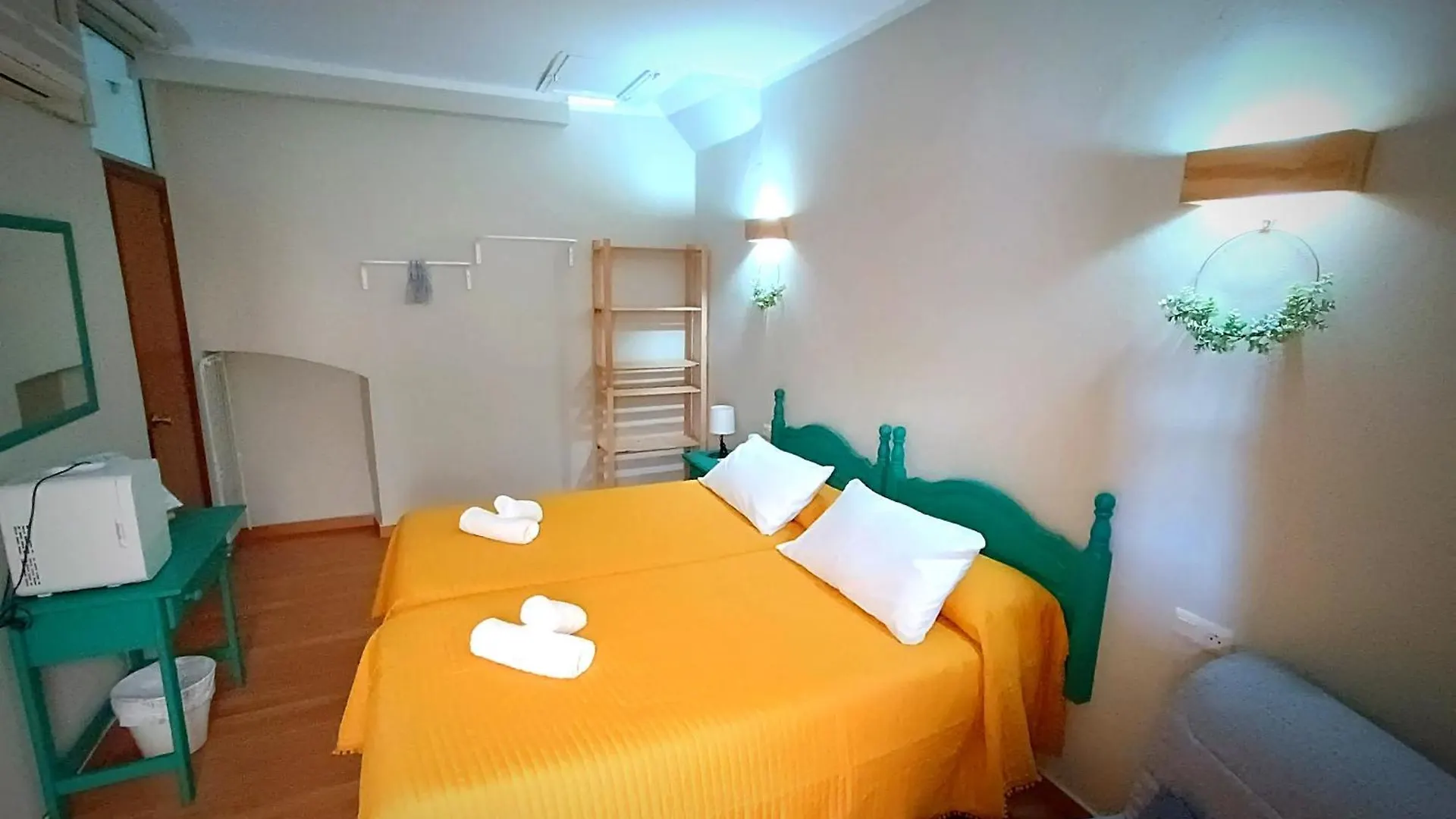 Hostal Cristina Chipiona 0*,
